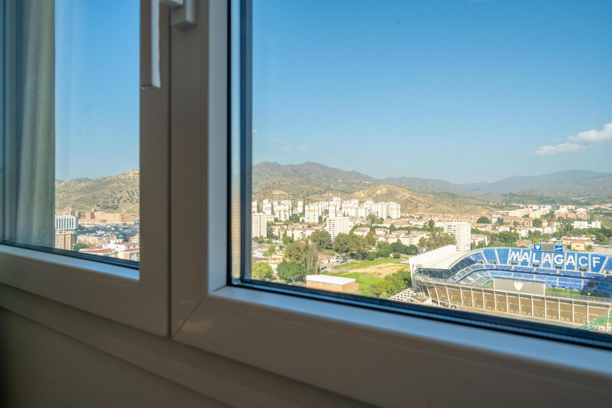 Apartamento Xpce Urban 3 Malaga Skyline - Parking Free Exterior foto